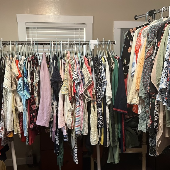 Carien17 is live! Come say hi! 🩵🩵 - Picture 3 of 3